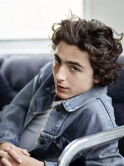 Timothée Chalamet est le nouvel ambassadeur du parfum Bleu 